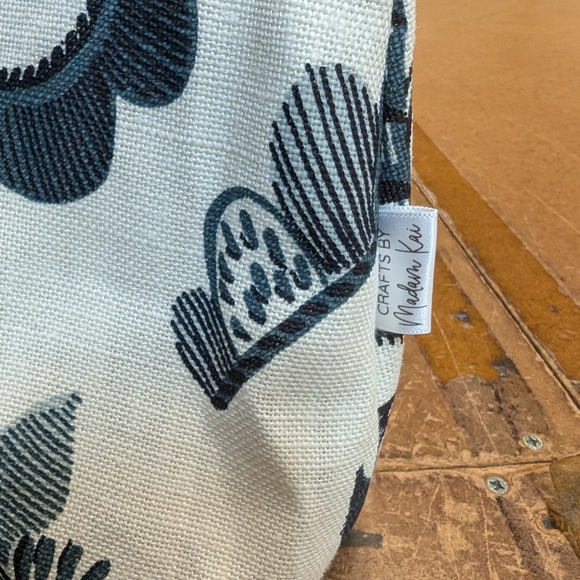 Handmade Botanical Paisley Makeup Bag - Picture 2 of 5